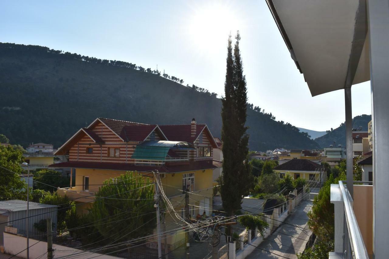 Hotel Vila Nino Berat Exterior foto